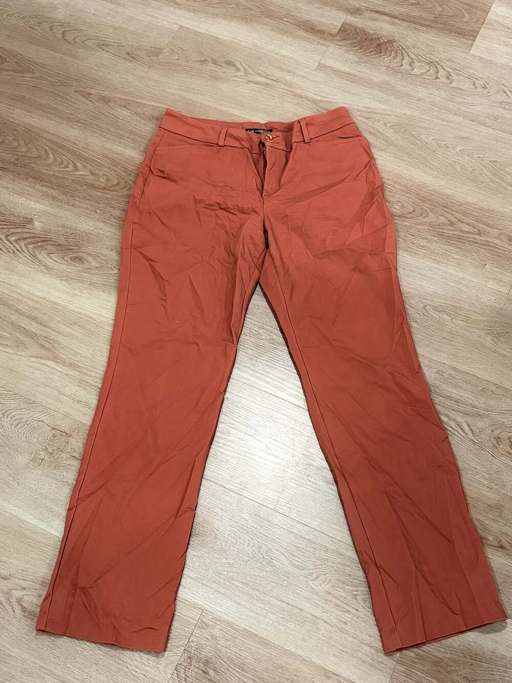 Lee Secretly Shapes Straight Leg Pants Size 12 Medium Rust Mid Rise